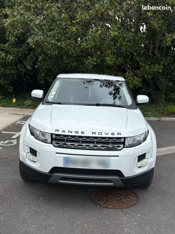 Range Rover Evoque (image 1)