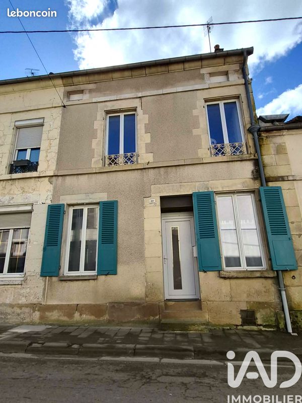 Maison 5 pièces 85 m² · à Ancy-le-Franc · 85 m² · 50 000 €