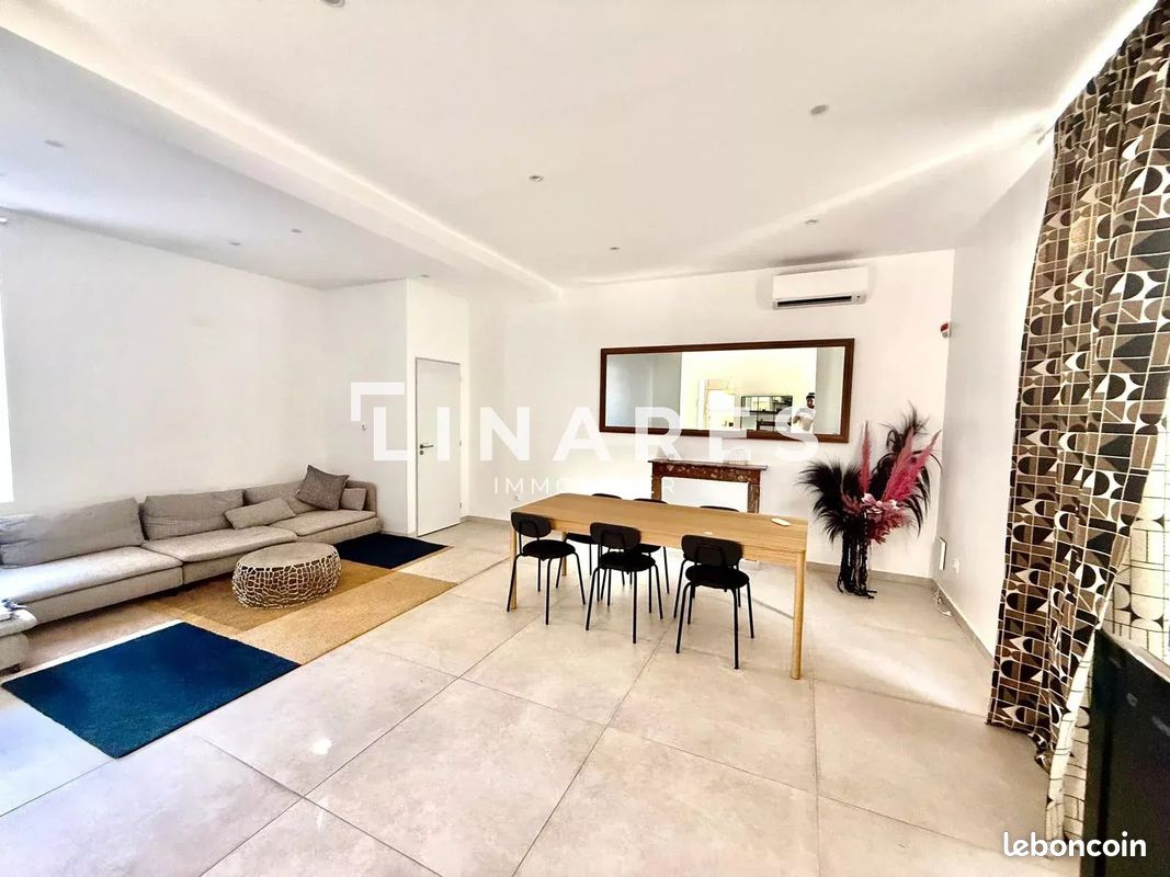 Maison 6 pièces 158 m² · à Marseille · 158 m² · 3 500 €/mois