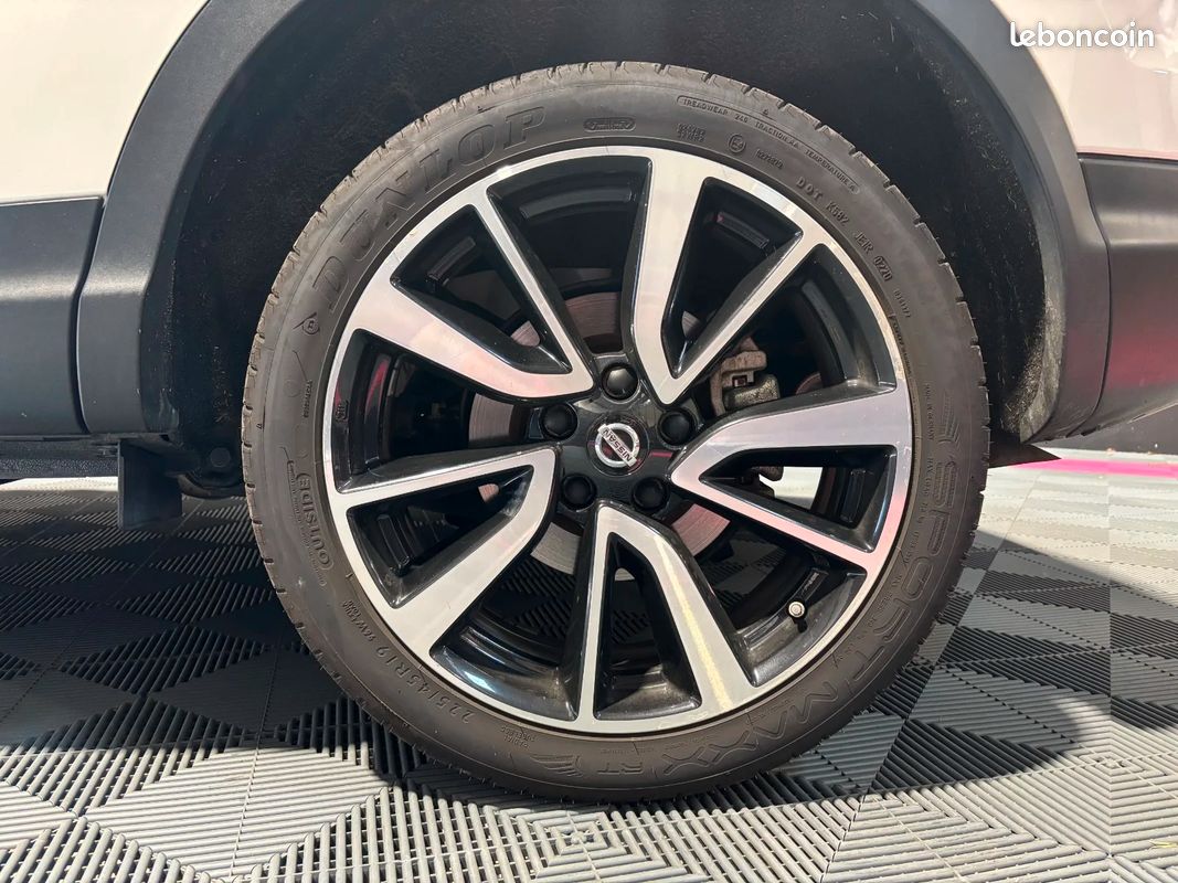 NISSAN QASHQAI 1.6 dCi 130 Stop/Start Tekna - excellent état - 86 000 km - intérieur cuir (image 44)