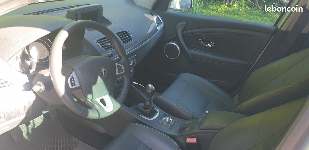 Megane 3 break estate cuir (image 3)