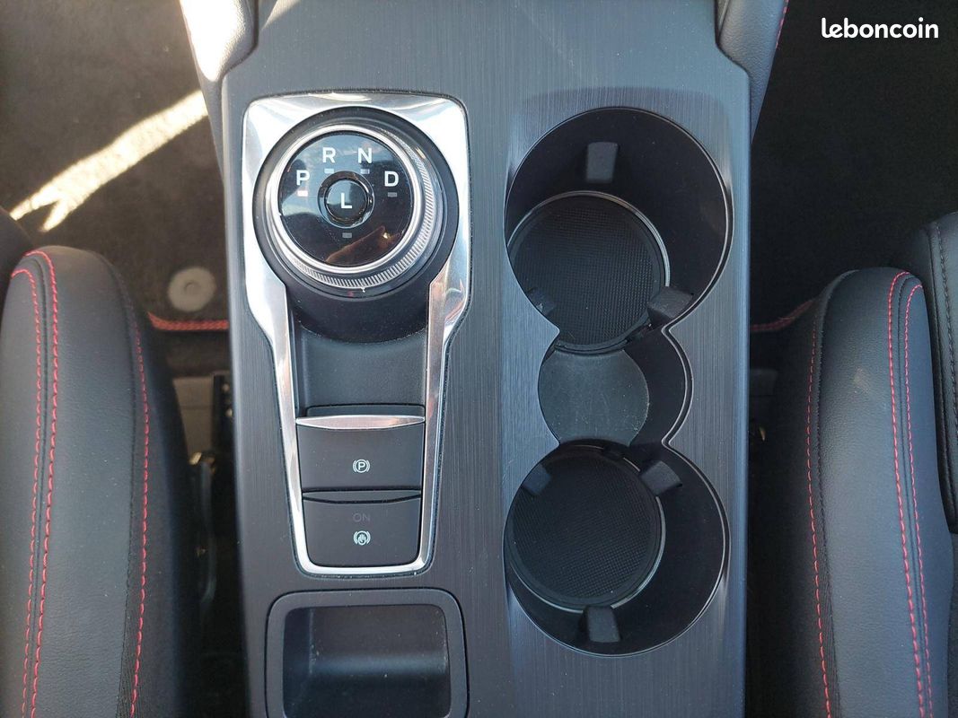 FORD Kuga 2.5 Duratec 180 ch FlexiFuel FHEV E85 Powershift ST-Line X (image 22)