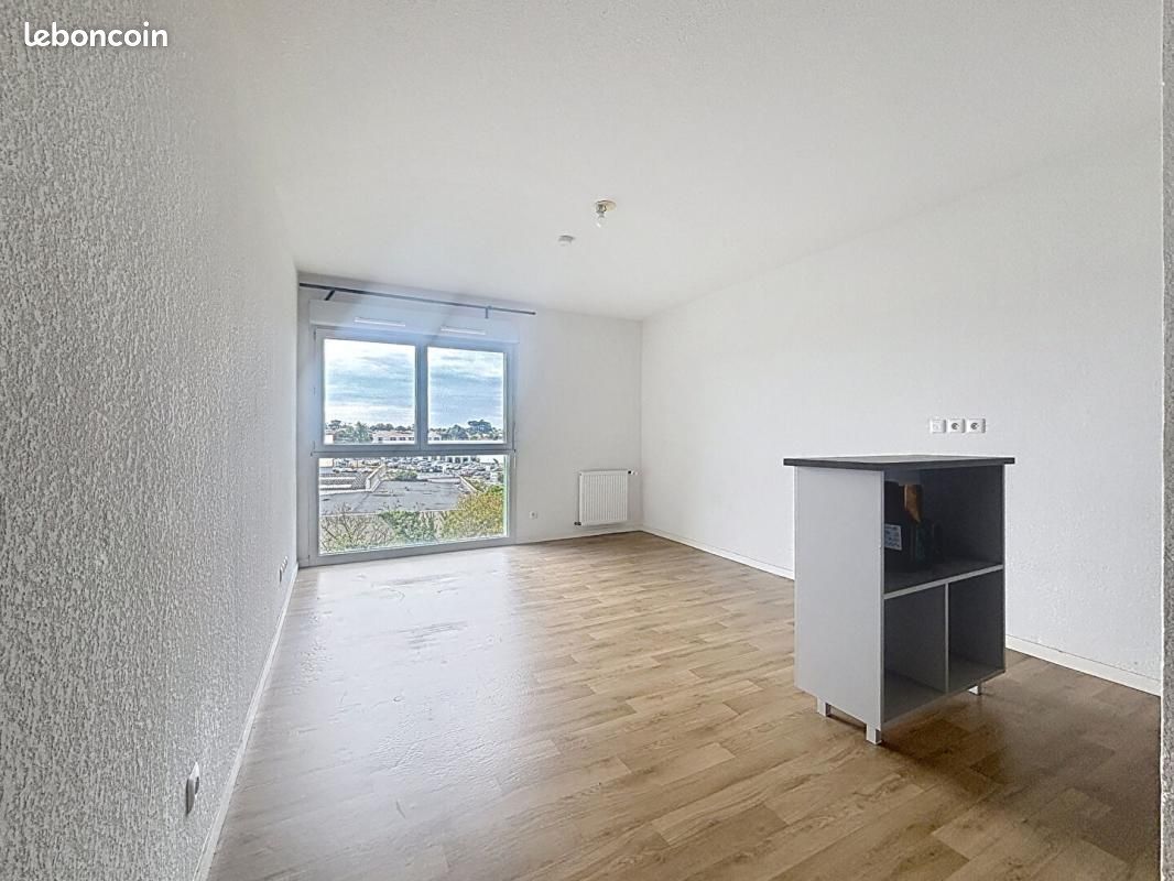 Appartement 1 pièce 27 m² · à Lormont · 27 m² · 75 000 €