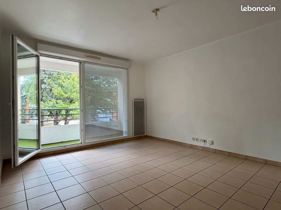 Appartement 3 pièces 59 m² · à Brétigny-sur-Orge · 58,7 m² · 980 €