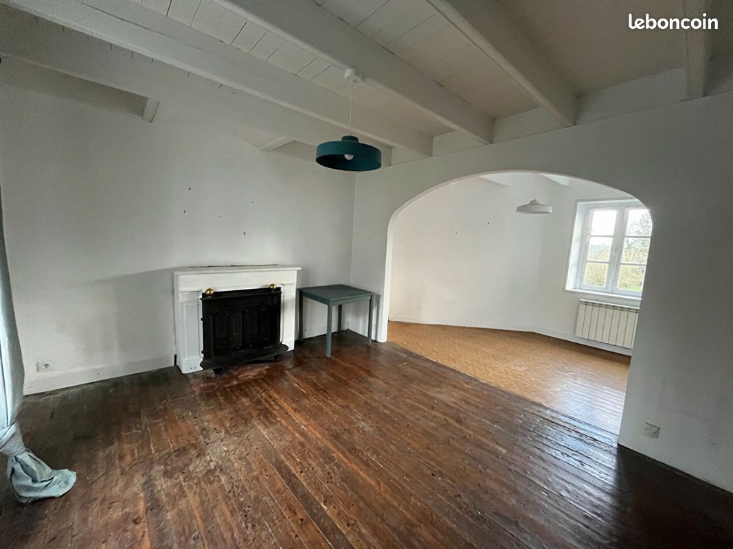 Maison 6 pièces 102 m² · à Brasparts · 102 m² · 97 920 €