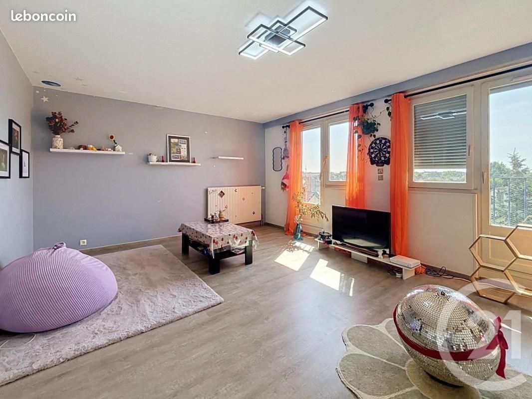 Appartement 5 pièces 105 m² · à Saint-André-les-Vergers · 105 m² · 850 €