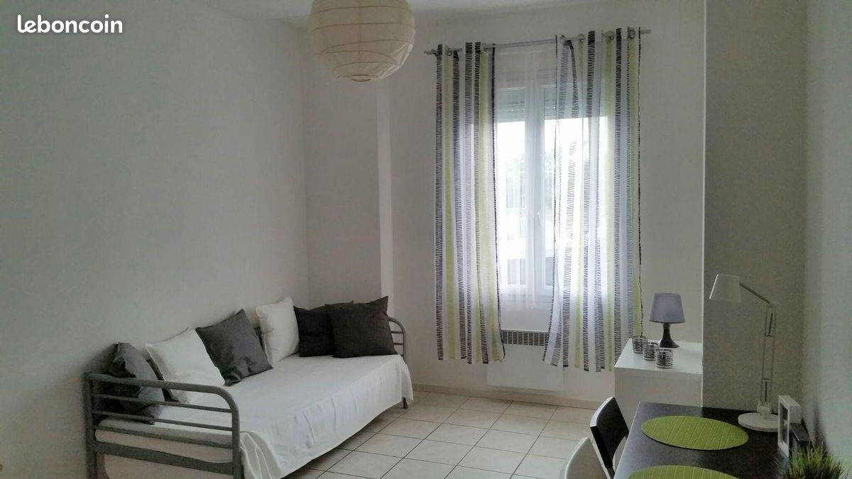 Appartement 1 pièce 22 m² · à Saint-Étienne · 22 m² · 319 €/mois