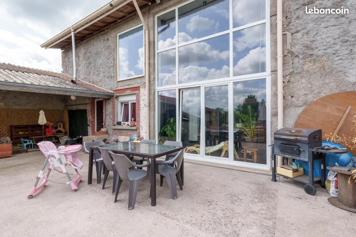 Maison 6 pièces 315 m² · à Bénaménil · 315 m² · 355 000 €