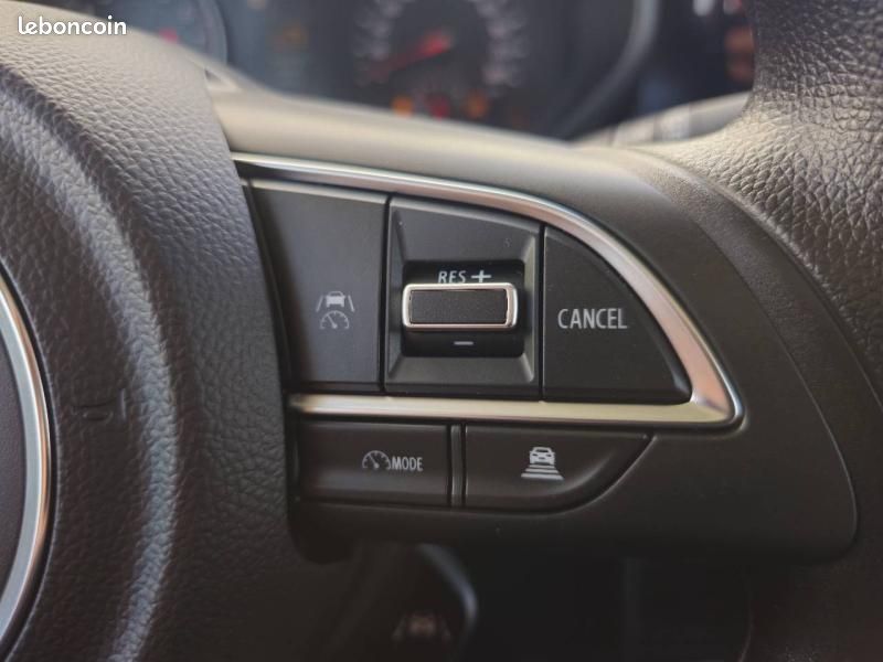 Suzuki Swift 1.2 Hybrid 83ch Avantage (image 10)