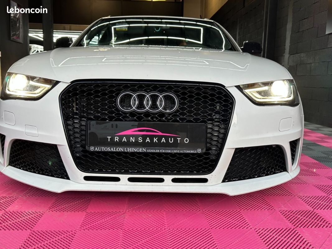 AUDI RS4 AVANT V8 4.2 FSI 450 Quattro S Tronic 7 / PACK CARBONE INTÉRIEUR / VOLANT MÉPLAT / SIÈGES ÉLECTRIQUES (image 7)