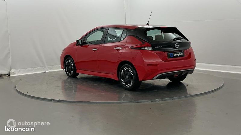 Nissan Leaf 150ch 40kWh Acenta 22 (image 8)