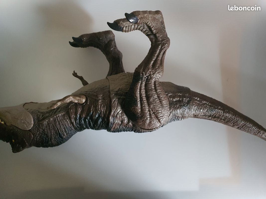 Mattel Jurassic World - T-Rex Dévaste et Divora Mattel Jurassic World - T-Rex Dévaste et Divora
