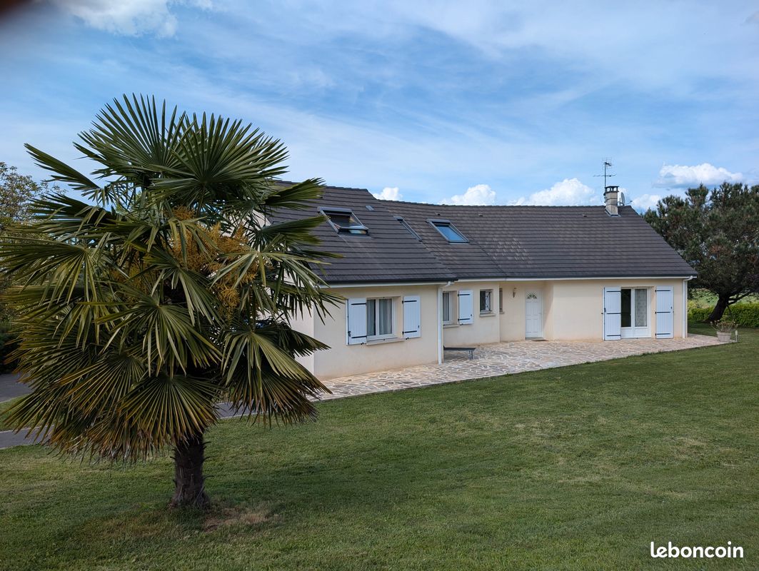 Maison 7 pièces 175 m² · à Saint-Clément · 175 m² · 275 000 €