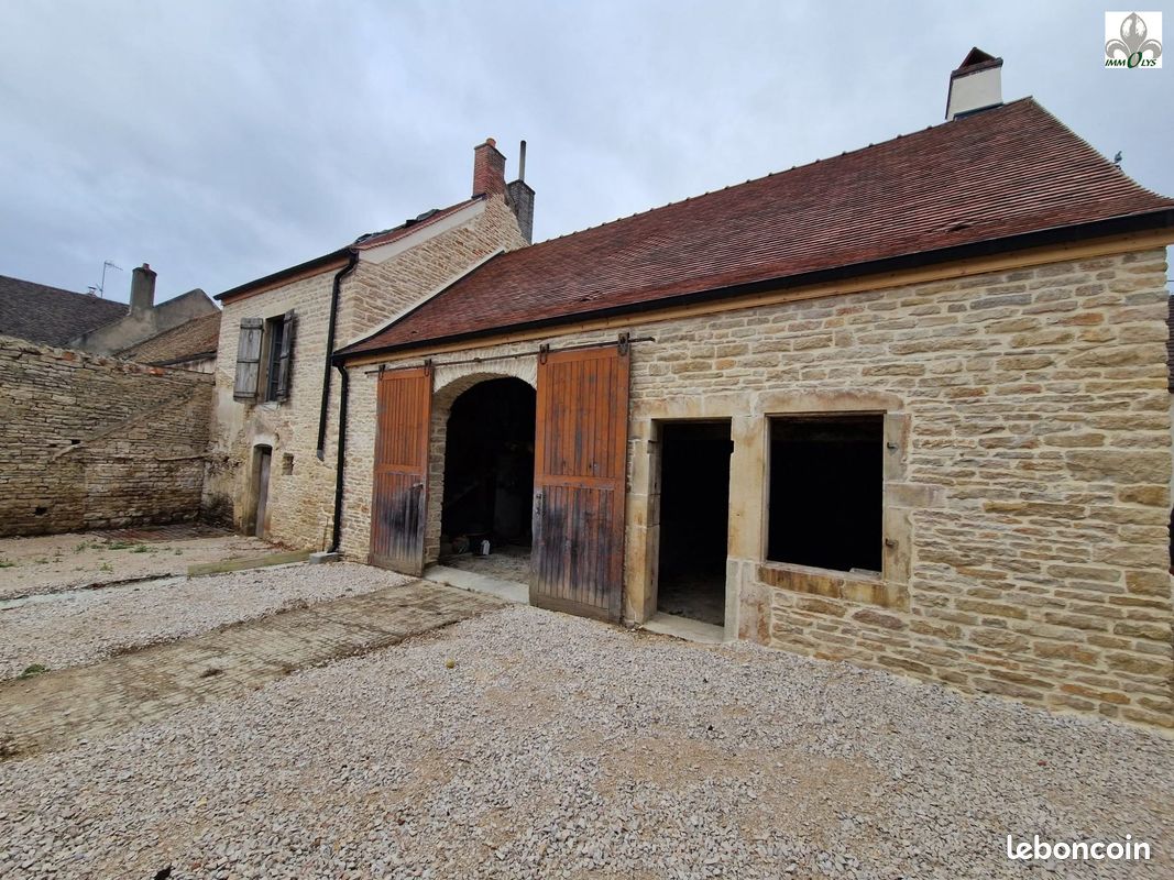 Maison 3 pièces 220 m² · à Chorey-les-Beaune · 220 m² · 239 000 €