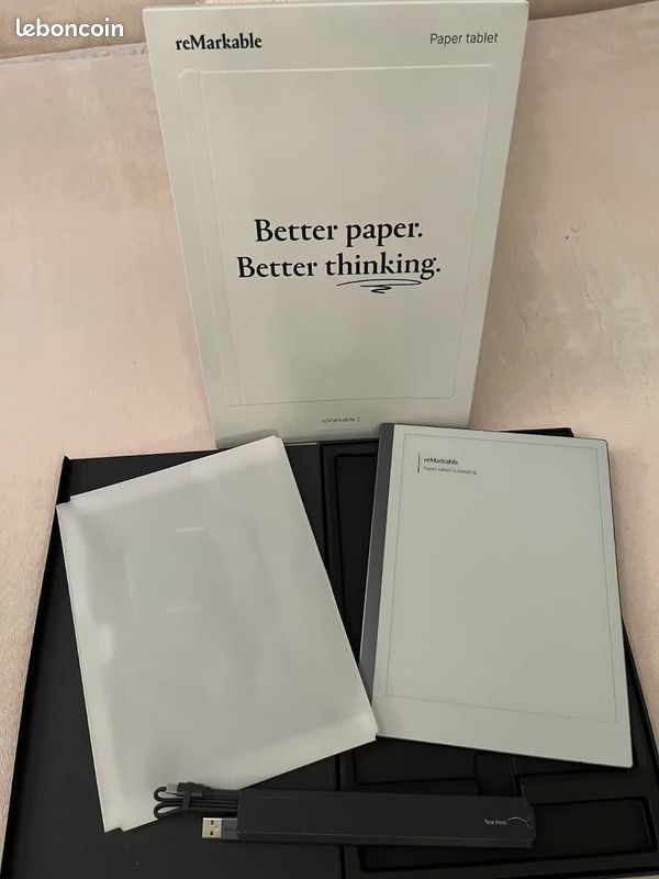ReMarkable 2 Tablette E-Ink avec clavier & Book Folio (image 2)