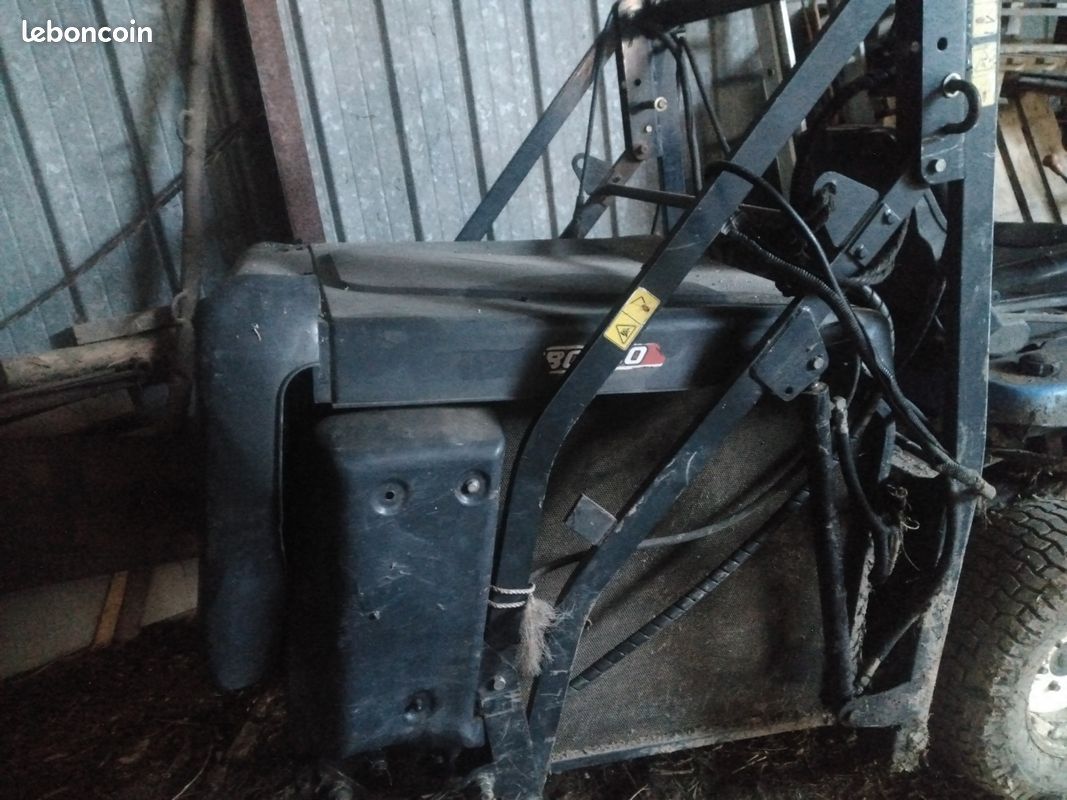 Tracteur tondeuse iseki sxg 19 (image 2)