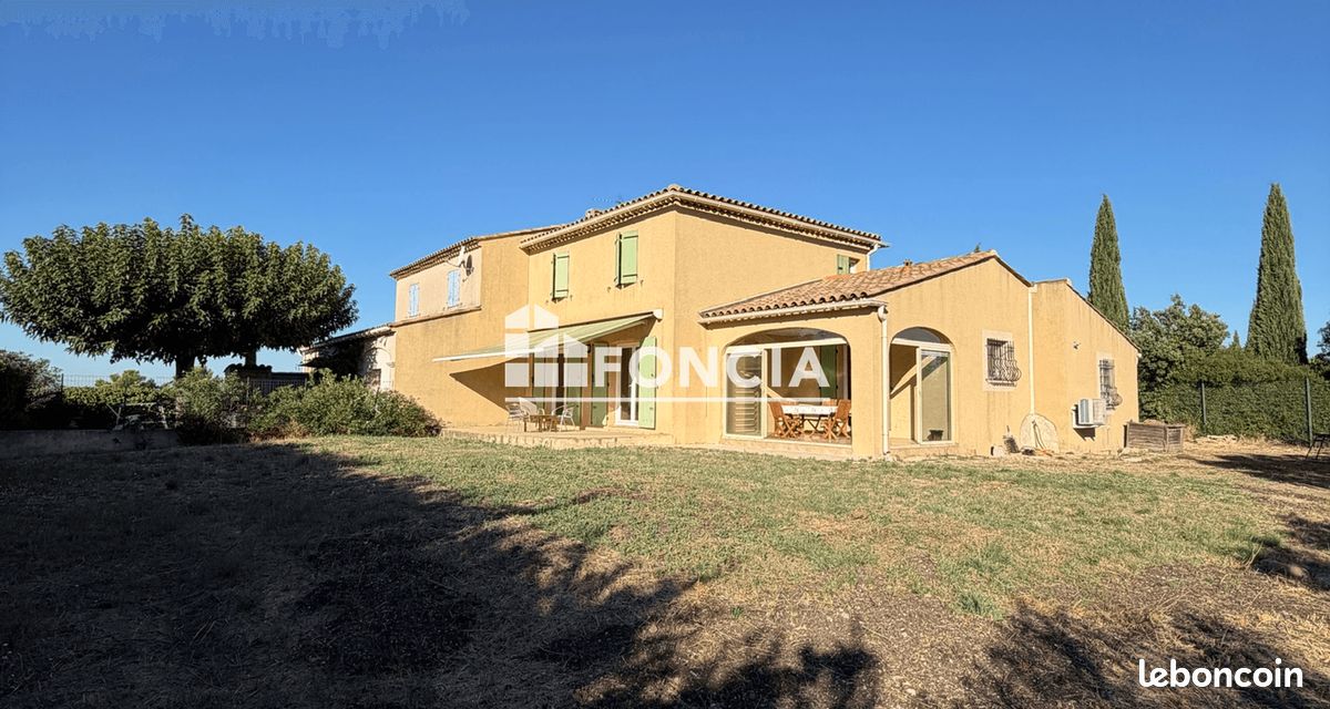 Maison 4 pièces 105 m² · à Aix-en-Provence · 105 m² · 1 600 €/mois