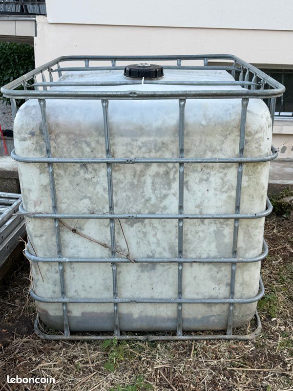 Cuve 1000L (image 1)