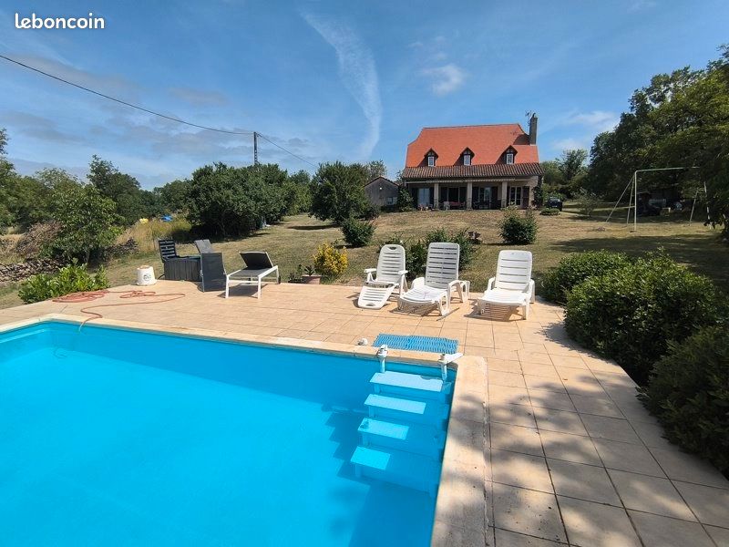 Maison 6 pièces 185 m² · à Reyrevignes · 185 m² · 337 920 €