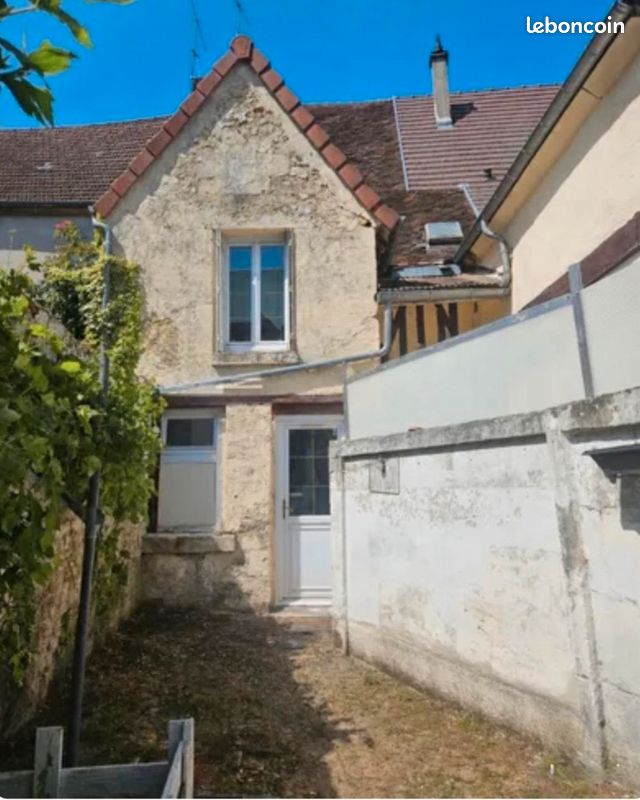 Maison 2 pièces 69 m² · à Mouy · 69 m² · 87 000 €