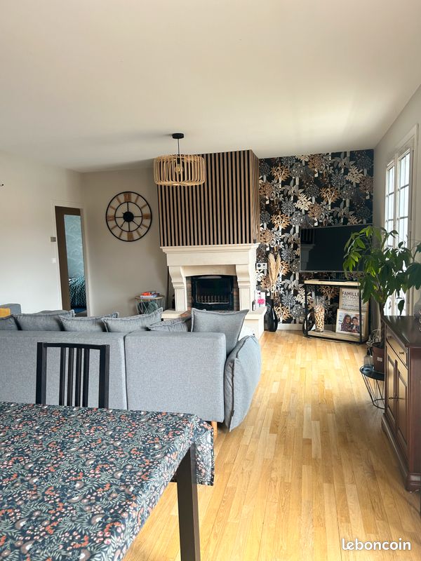 Maison 8 pièces 165 m² · à Malemort · 165 m² · 245 000 €