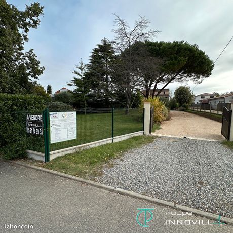 https://img.leboncoin.fr/api/v1/lbcpb1/images/29/6d/55/296d55daaf2070e92d25c854c0cdfcf219348da1.jpg?rule=ad-image