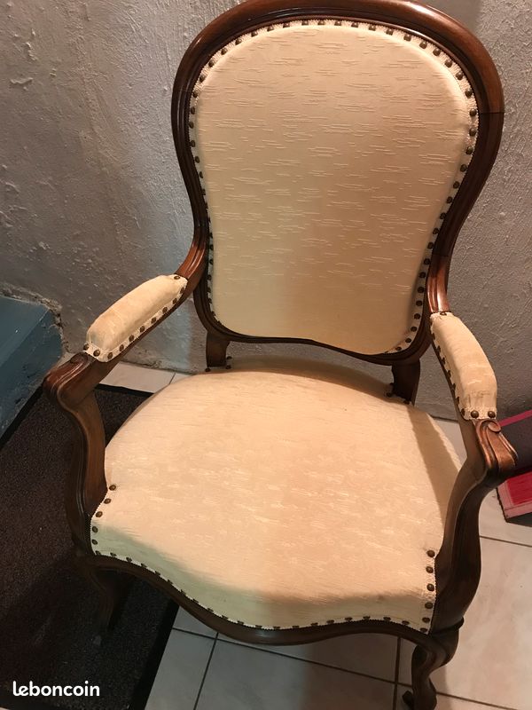 Fauteuil Voltaire en tissu moiré (image 2)