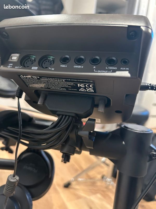 Batterie Électronique Alesis Nitro Kit – Complète avec Accessoires (image 6)