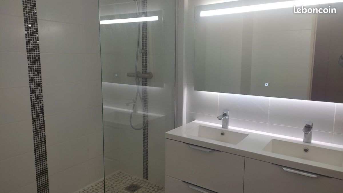 Appartement a louer tassin-la-demi-lune - 4 pièce(s) - 87 m2 - Surfyn