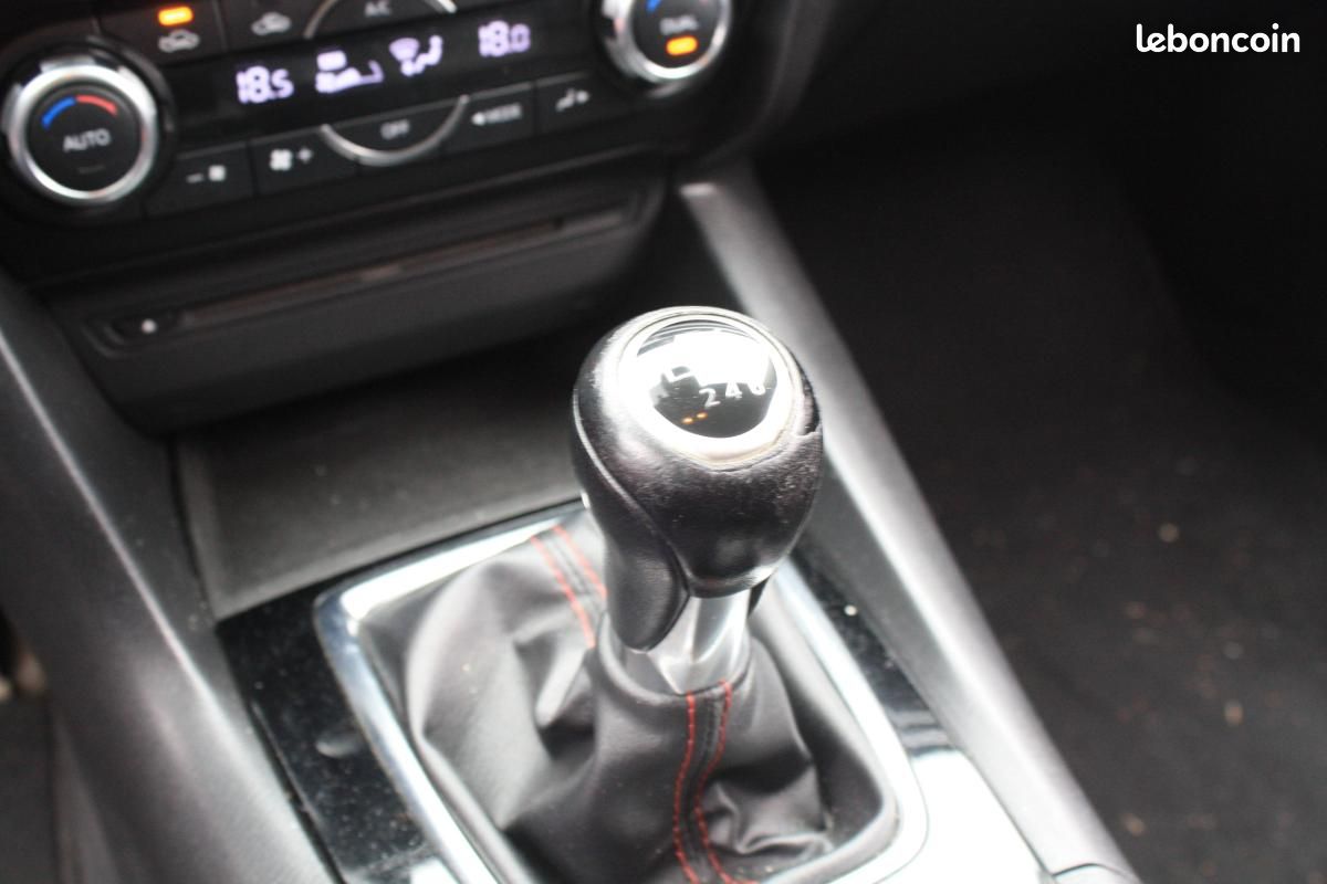 Mazda 3 III 2.2 150 Dynamique 5p (image 21)