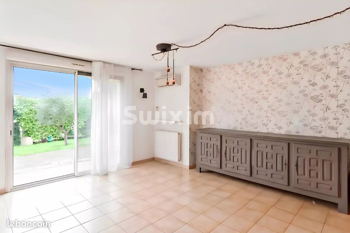 Appartement 4 pièces 95 m² · à Saint-Paul-Trois-Châteaux · 95 m² · 1 010 €/mois