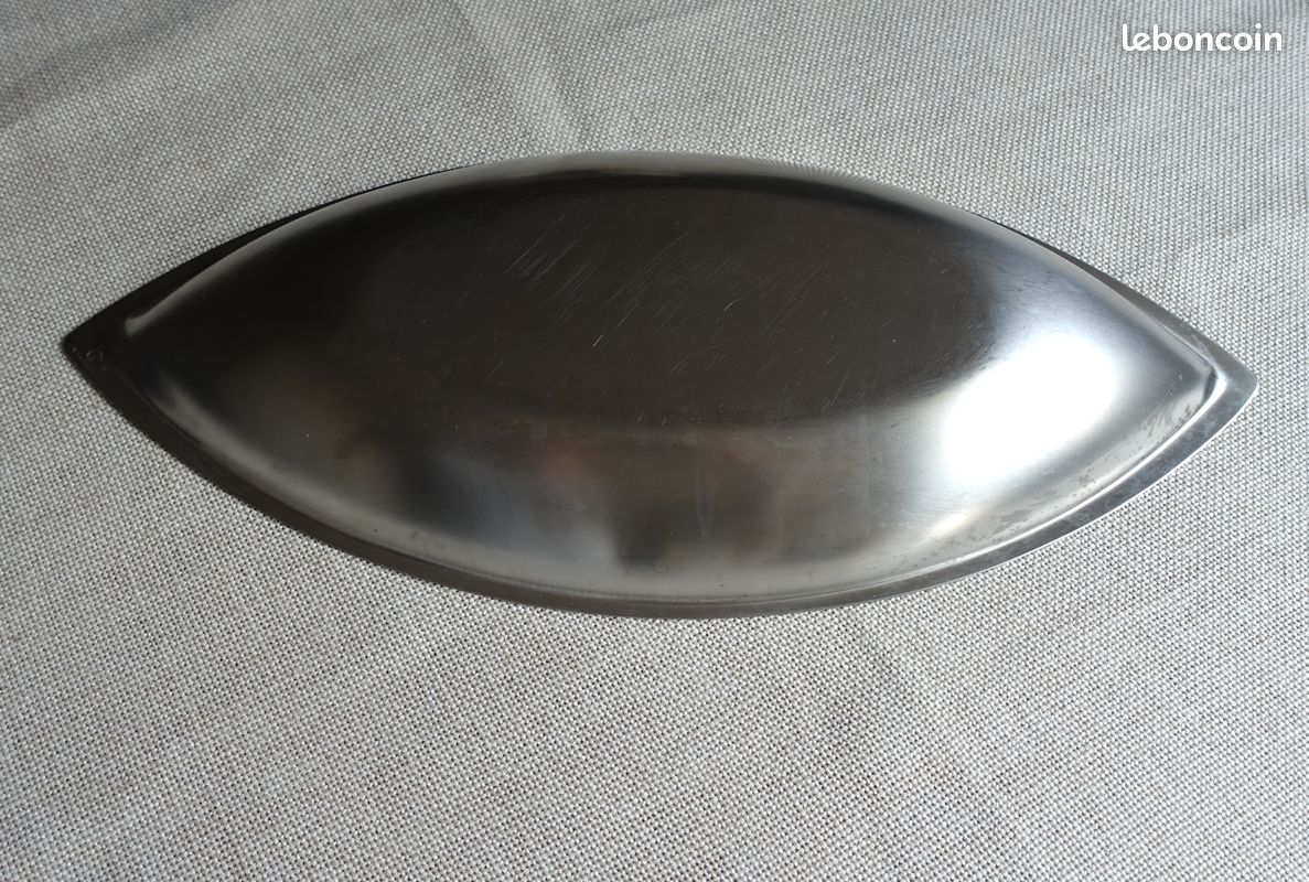 PLAT OVALE EN inox massif 18/10 Guy Degrenne mesurant 41,5 cm X 18,5 cm