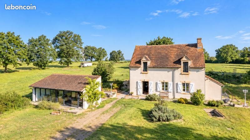 Maison 5 pièces 177 m² · à Loye-sur-Arnon · 177 m² · 240 000 €