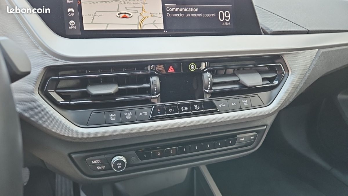 Bmw SERIE 1 F40 118I 136 CH DKG7 BUSINESS DESIGN (image 28)