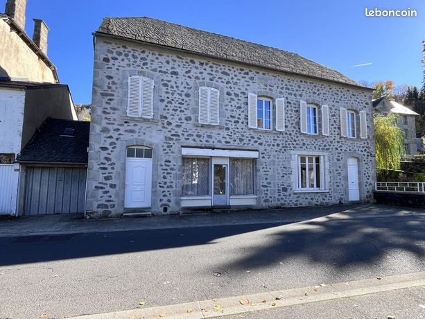 Maison 10 pièces 280 m²