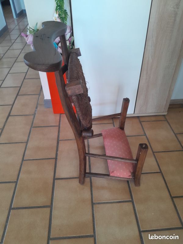 Chaise de prière ancienne (image 3)