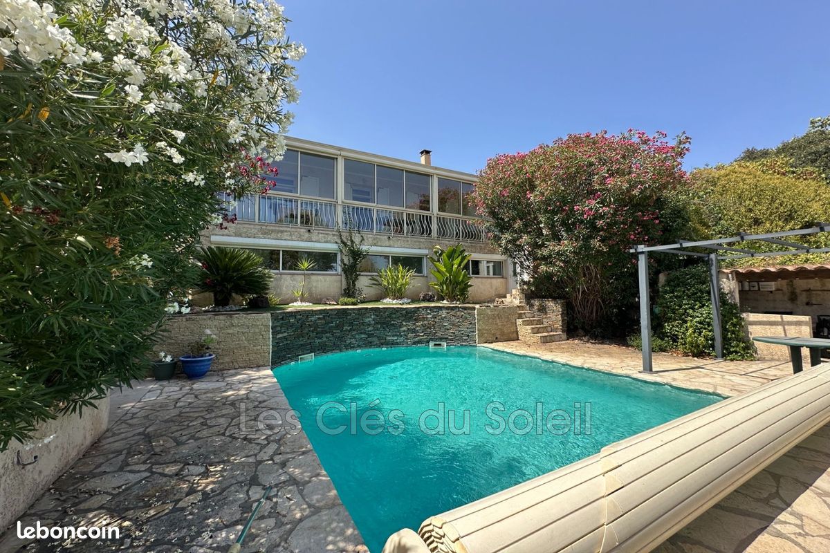 Maison 7 pièces 150 m² · à Toulon · 150 m² · 575 000 €
