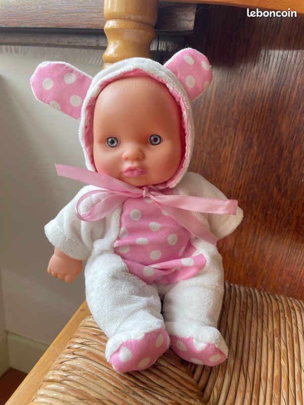 Poupon fille déguisée en lapin (image 1)