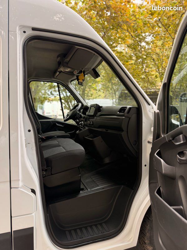 Renault master l2h2 2,3 dci 135 grand confort fgn trac - 13 325 ht - tva récupérable - caméra de recul - prix ttc - sort de révision - aucun frais à prévoir (image 5)