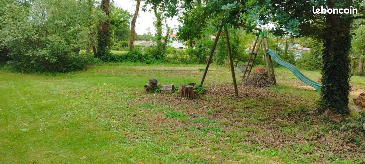 Terrain privé · à La Chapelle-Heulin · 150 000 €