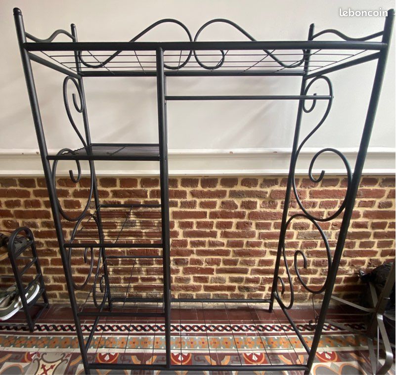 Vestibule penderie chaussures (image 1)