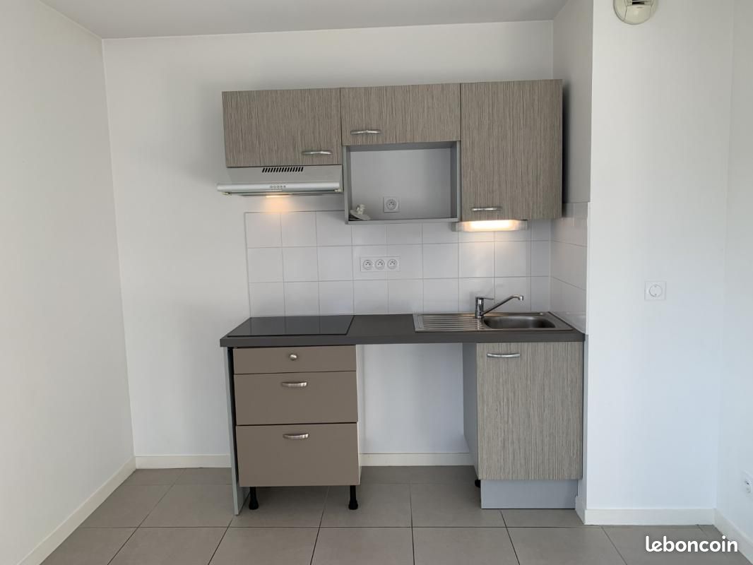 Appartement 3 pièces 63 m² · à Villenave-d'Ornon · 63 m² · 868 €