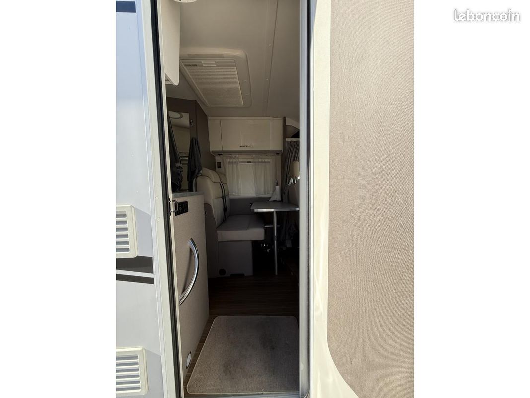 ETRUSCO V 5.9 DF Camping-car profilé Etrusco - Boite automatique 2.0 TDCI 170 ch (image 28)