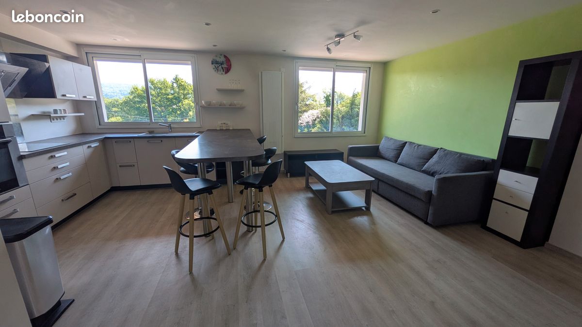 Parking 3 pièces 58 m² · à Entrelacs · 58 m² · 899 €/mois