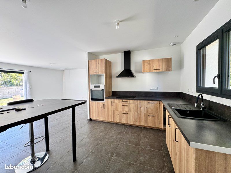 Maison 5 pièces 110 m² · à Idron · 110 m² · 1 300 €/mois