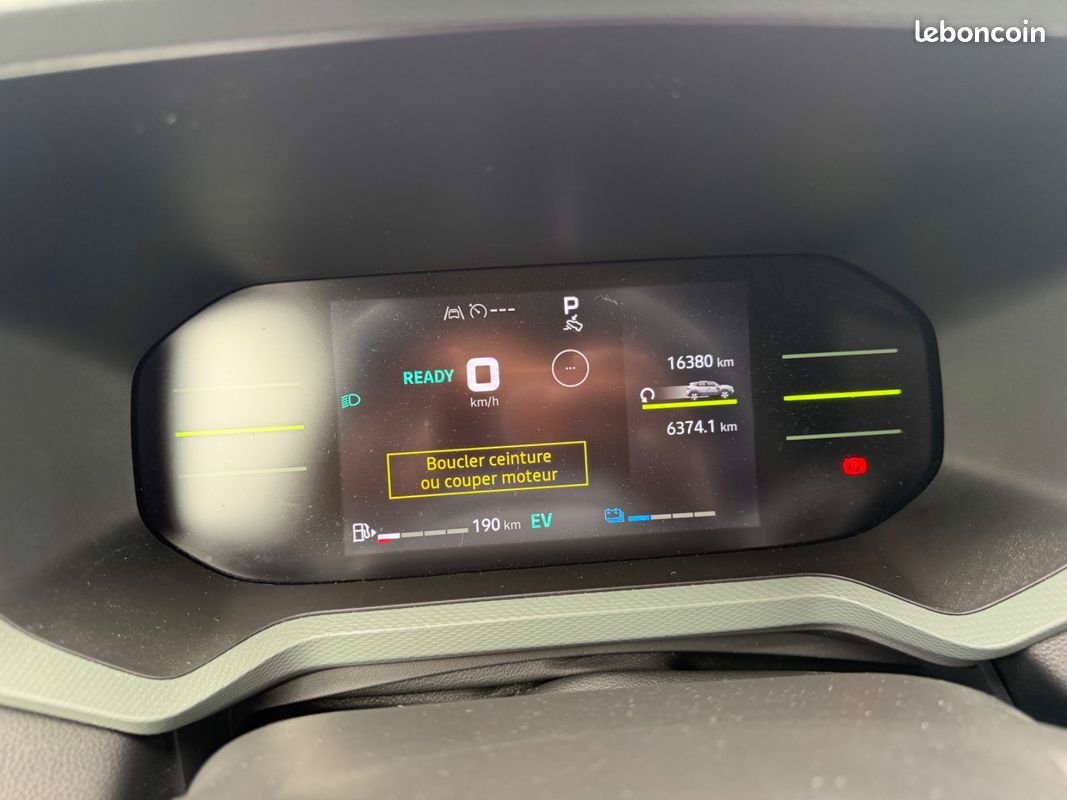 DACIA DUSTER TCe 141cv Hybride 4x2 EDC Extreme - Sièges Volant chauffants / CarPlay / Caméra 360 - (image 36)