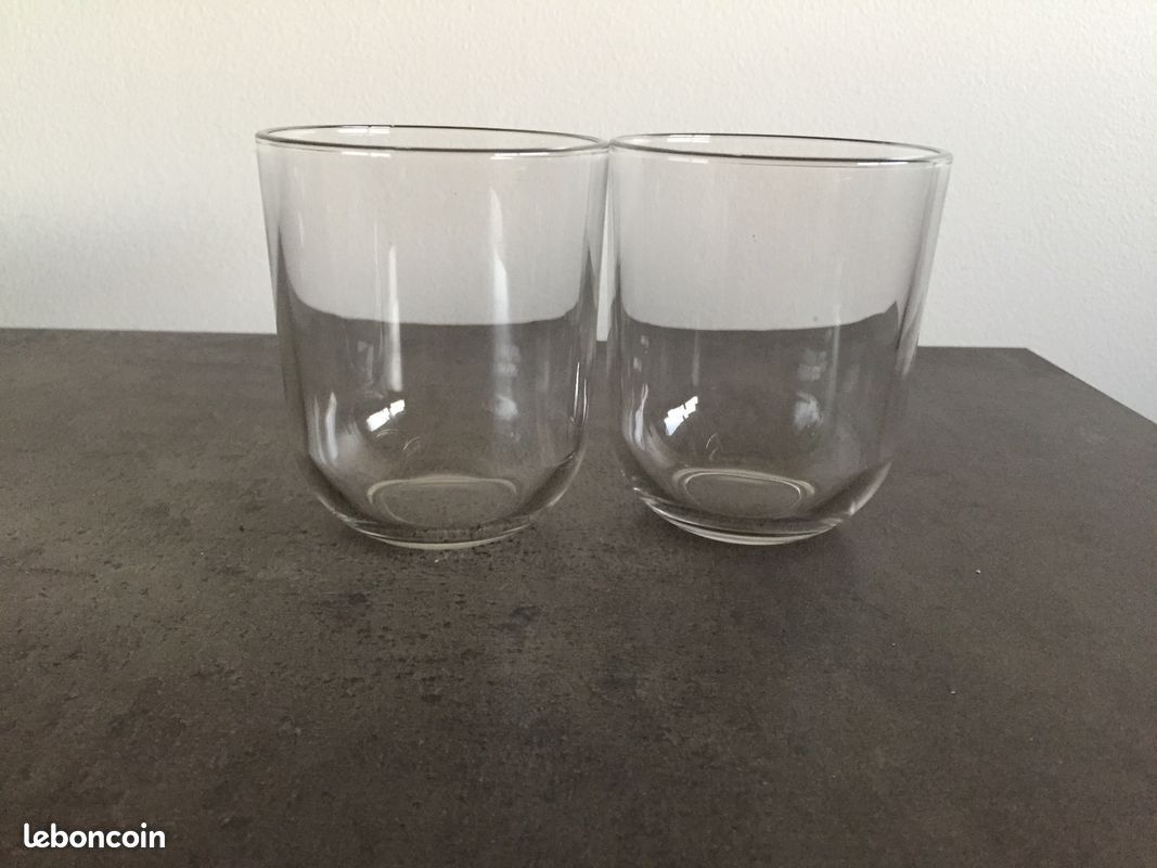 8 verres à eau (image 1)