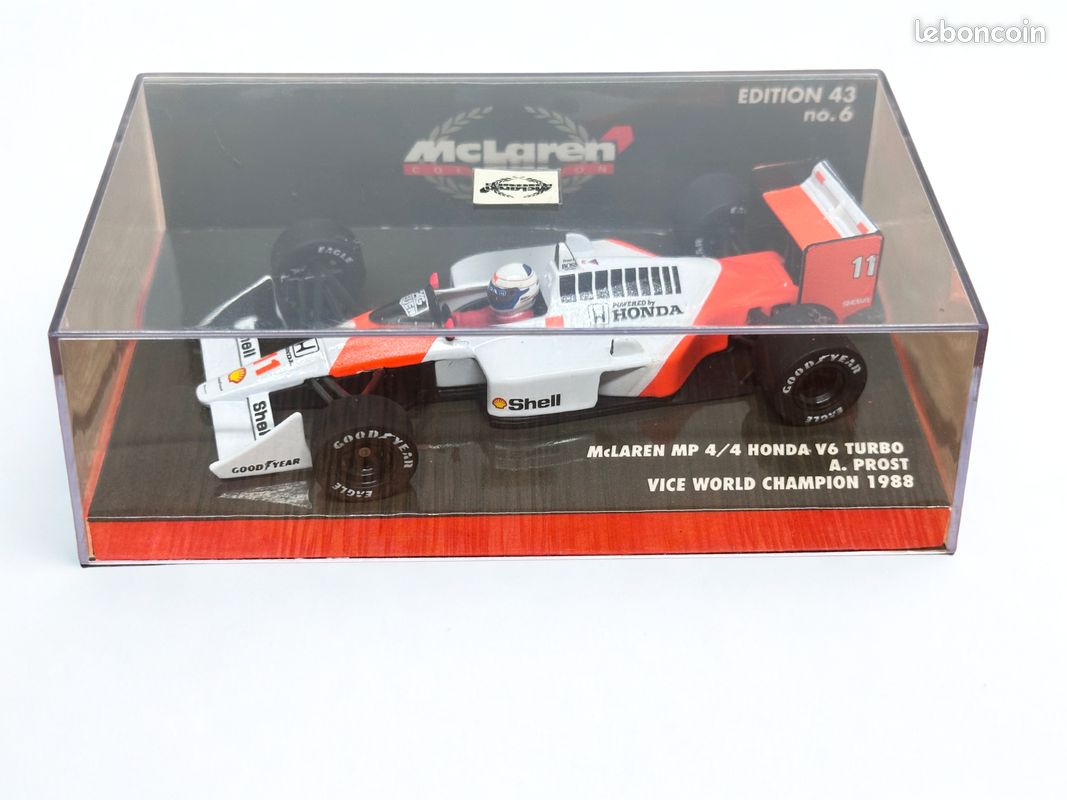Minichamps 1/43 - McLaren MP 4/4 Honda V6 Turbo - Alain Prost - Vice Champion 1988 (image 1)