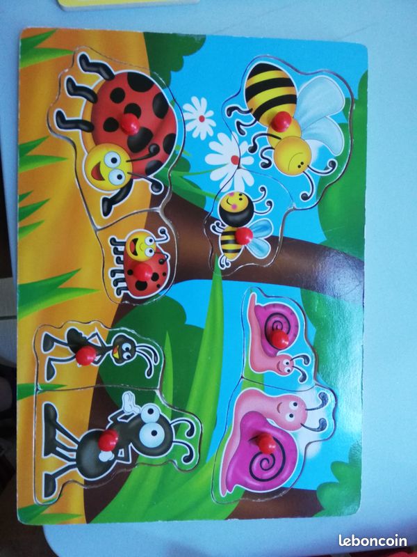 Puzzle en bois (image 1)