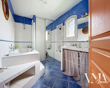 Maison 665 000 € - 151 m²